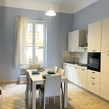 Athenahome- Intero Apartment *